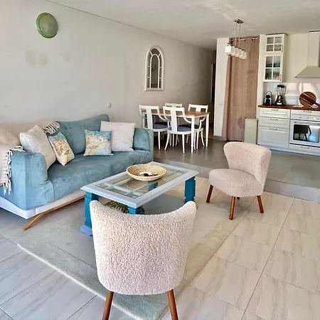 One Bedroom In Alto K107 Апартаменты Адехе